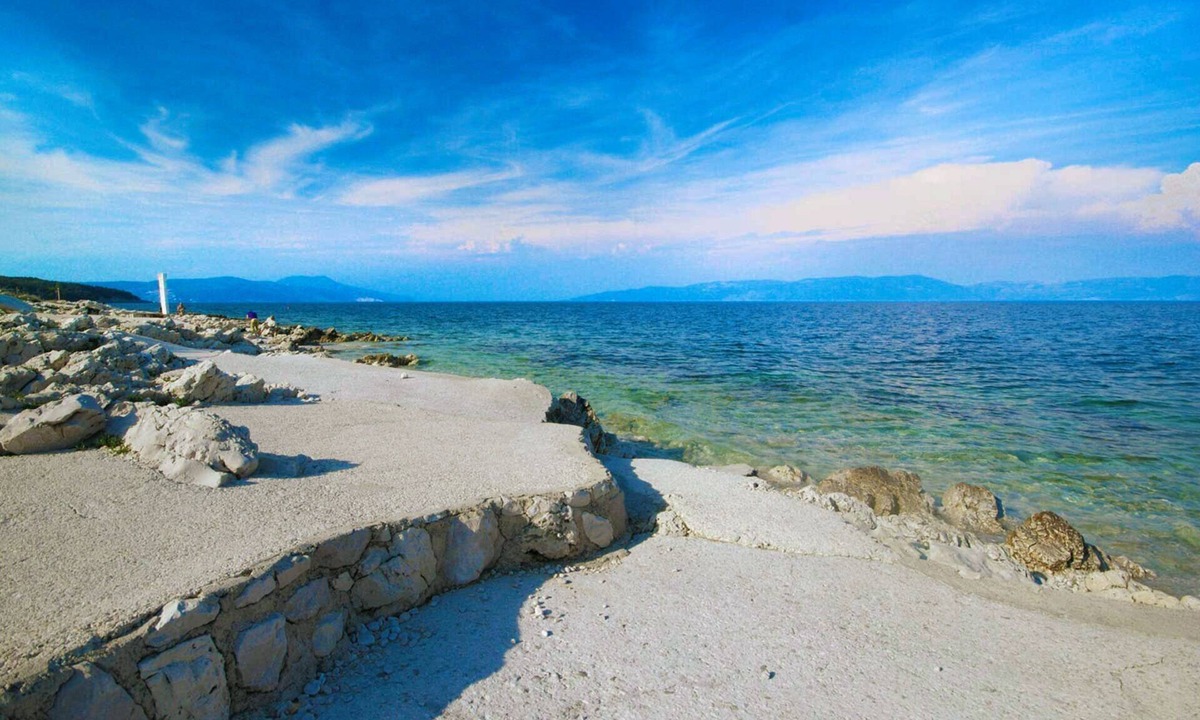 Krsan Villa | Stylish villa with large garden and inviting pool area