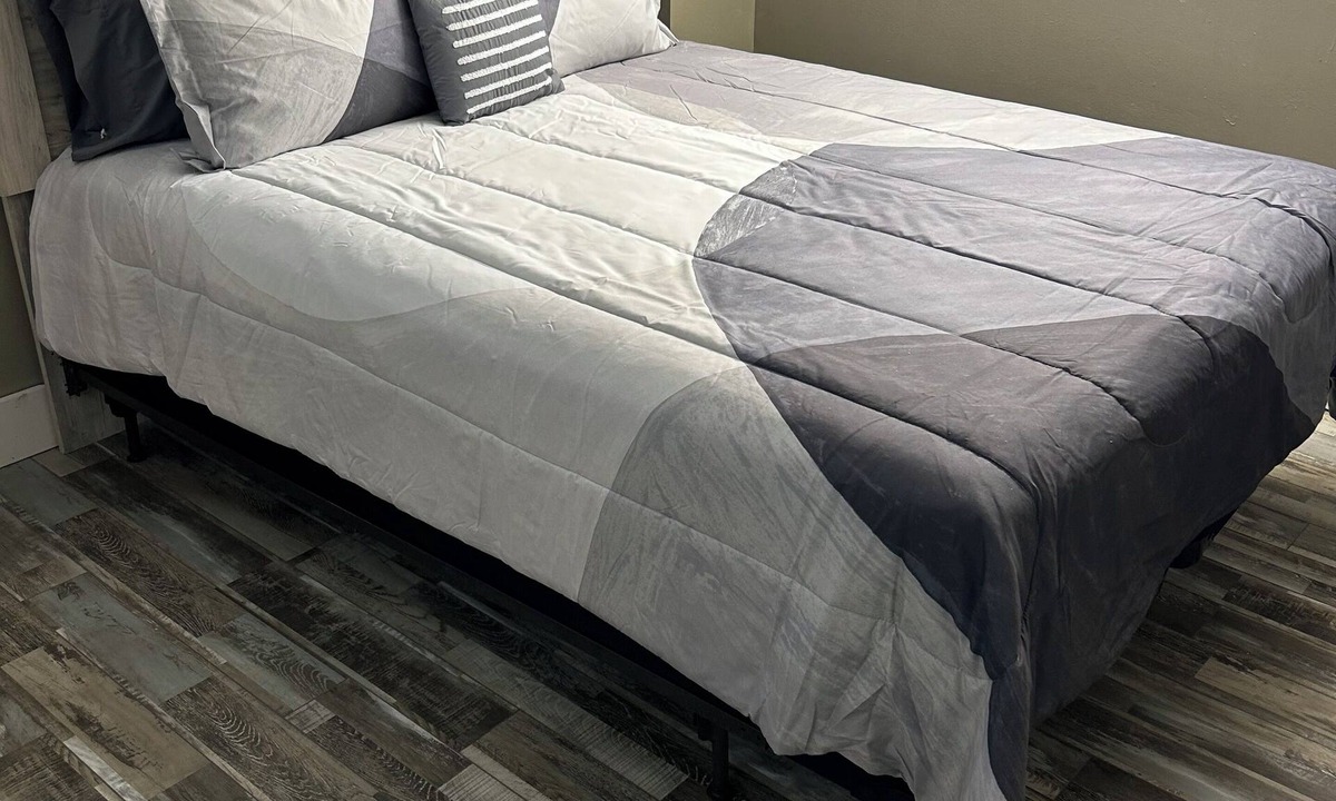 Geneva House | Sub Level Effiency