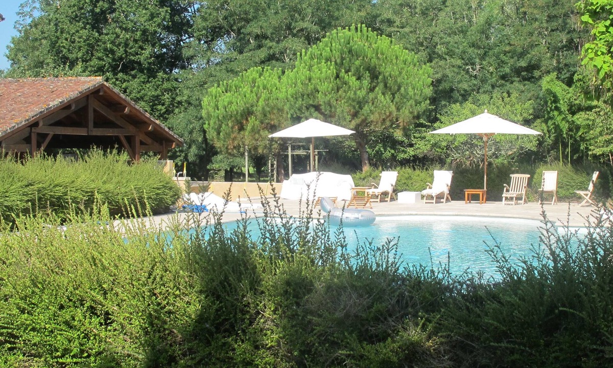 Fargues-sur-Ourbise House | Sublime 16th century Chateau for groups