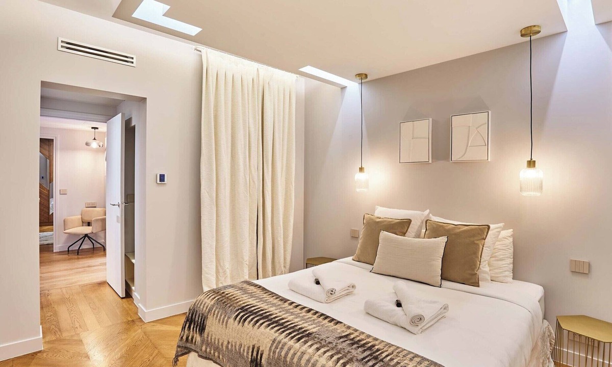 Faubourg-du-Roule Apartment | Sublime AC apartment - Champs Elysées