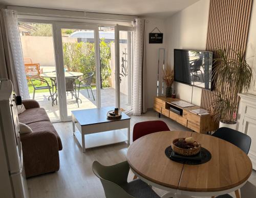 Bellegarde Apartment | Sublime et paisible maison sur Bellegarde entre Nimes et Arles