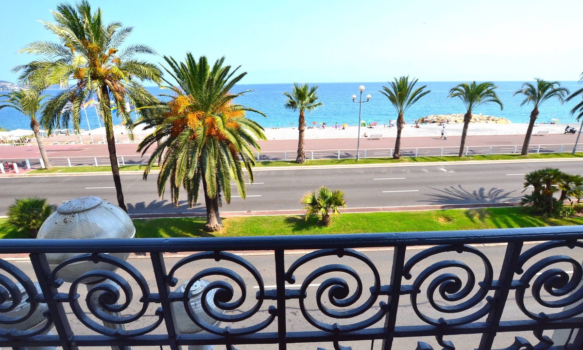 Fabron Apartment | Sublime Promenade DES Anglais, Beaches Access
