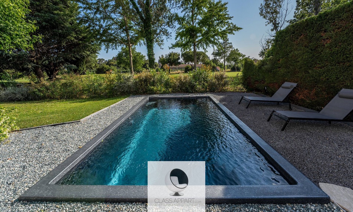 Baillargues House | Sublime villa with pool overlooking the Golf course: ideal for summer ☀