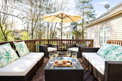 Charlotte House | Suburban Sanctuary in Charlotte, North Carolina