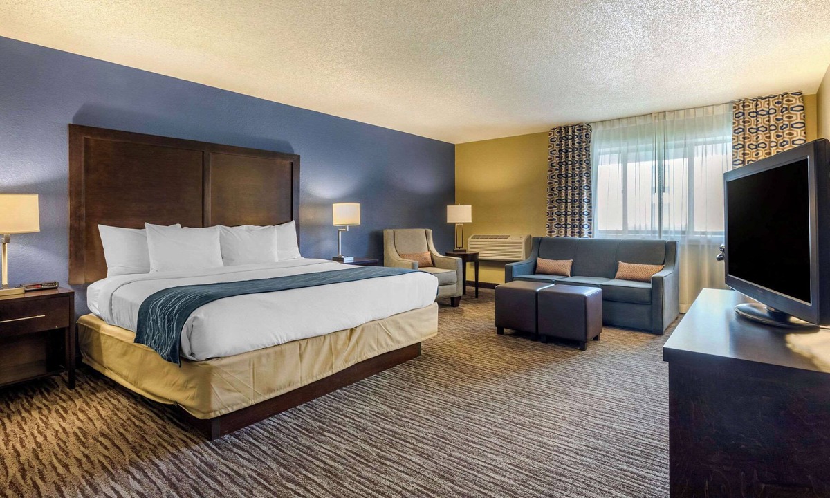 Arlington Heights Hotel | Suburban Studios Arlington Heights – Elk Grove