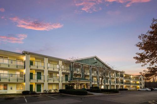 Durham Hotel | Suburban Studios Durham-Raleigh