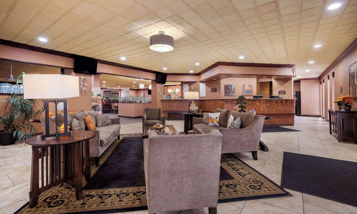 Lindbergh Lawns Hotel | Suburban Studios Syracuse Fairgrounds