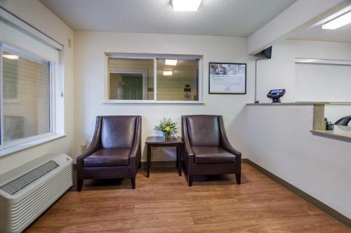 Winston - Salem Hotel | Suburban Studios Winston Salem-University Parkway