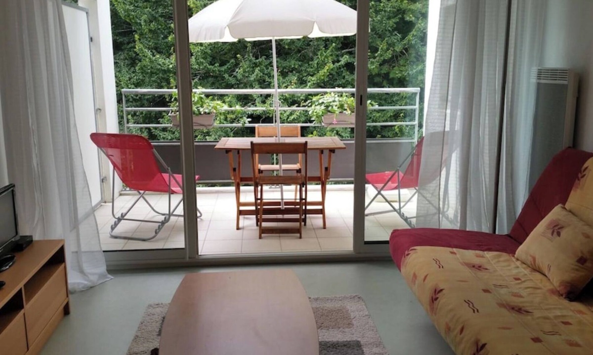 Anglet Apartment | Sudio + terrace 8m² center, beaches, south & parking