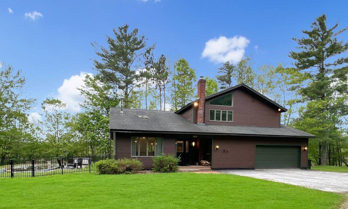 Chittenden House | Sugar Hollow-Summer Ready! 4BR w/Pool & Hot Tub