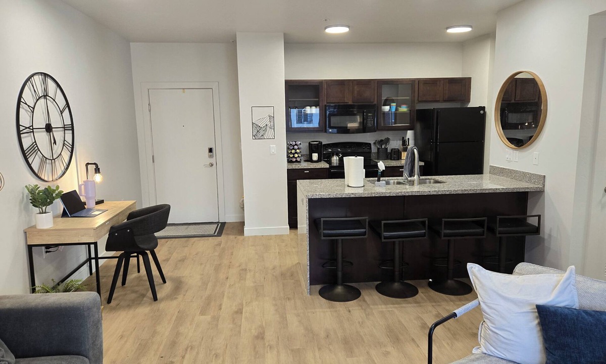 Sugar House Apartment | Sugar House by cloud Dream Homes