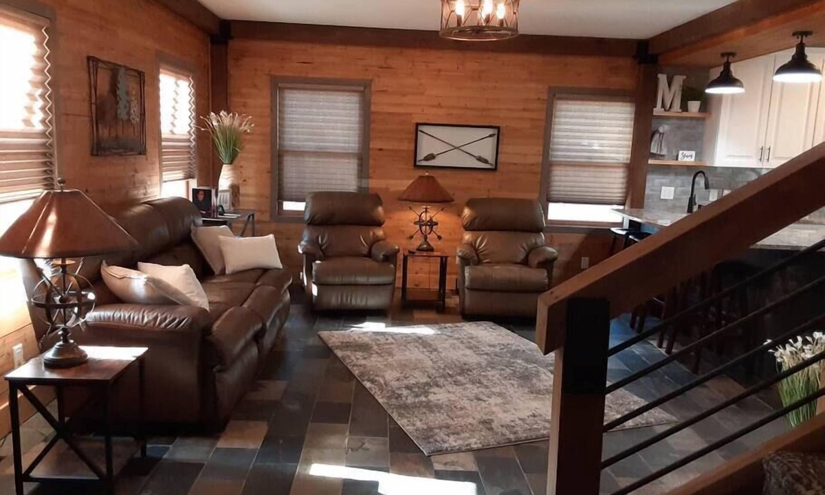 Tiskilwa House | Sugar Maple Inn, A Country Chic Getaway