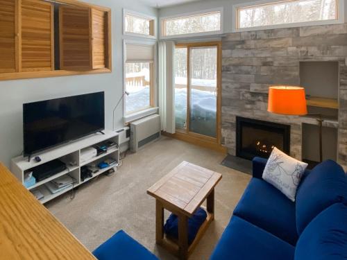 Waitsfield Apartment | Sugar Run 34