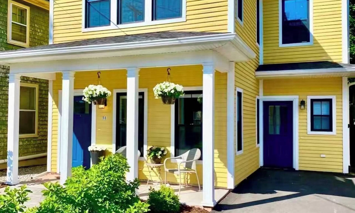 Charlottetown House | Sugarberry House｜Heart of Downtown Charlottetown