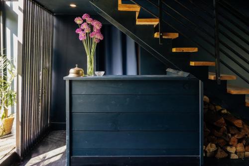 Jeffersonville House | Suite 001