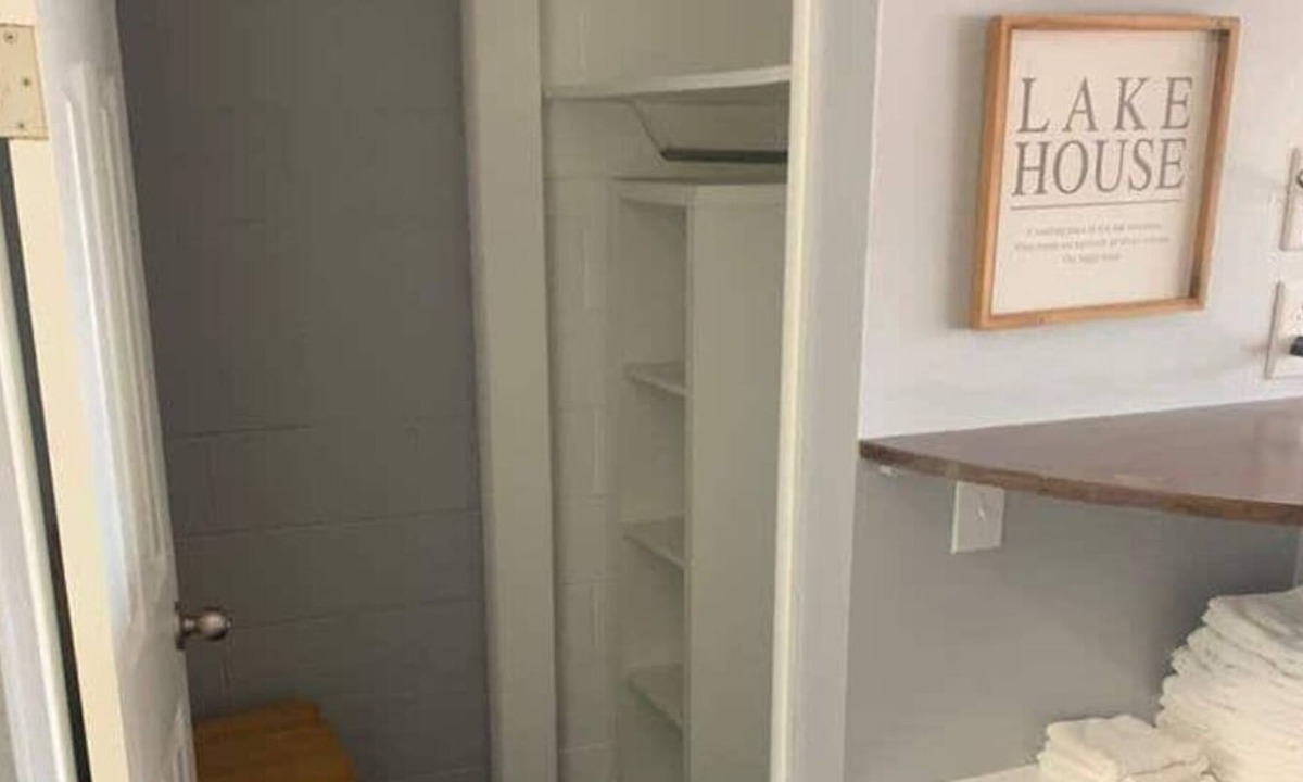 Mountain Home House | Suite 11 at The Carlton