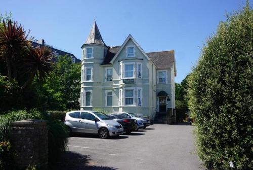 West Cliff Apartment | Suite 12 Winterdene