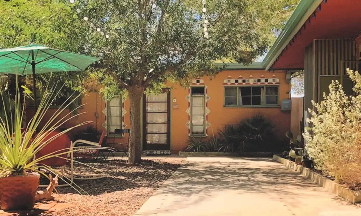 Panorama Heights Bed & Breakfast | Suite 4 - The Western Nomad