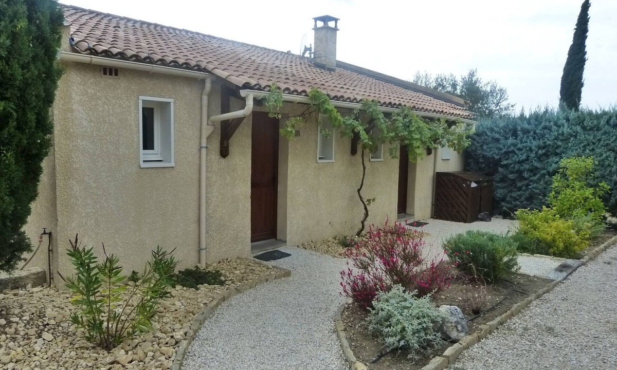 Mollans-sur-Ouveze Apartment | SUITE 501 LES HAUTS DE PIERREVON