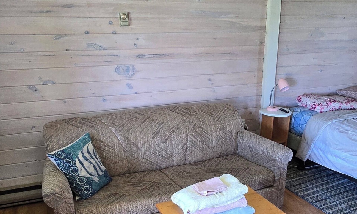 Malpeque House | Suite 8 - Rustic, budget minded 1 bed studio near Cabot Beach Provincial Park