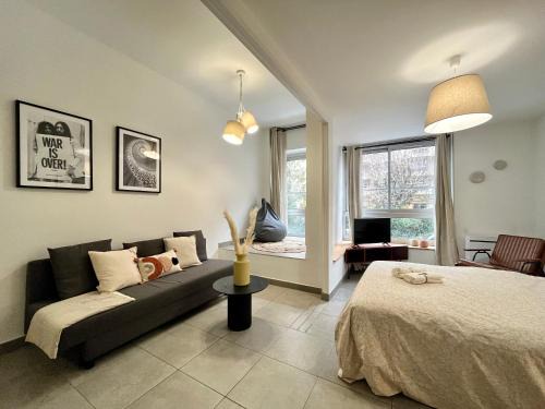 Moliere - Edgard Quinet Apartment | Suite Danbury