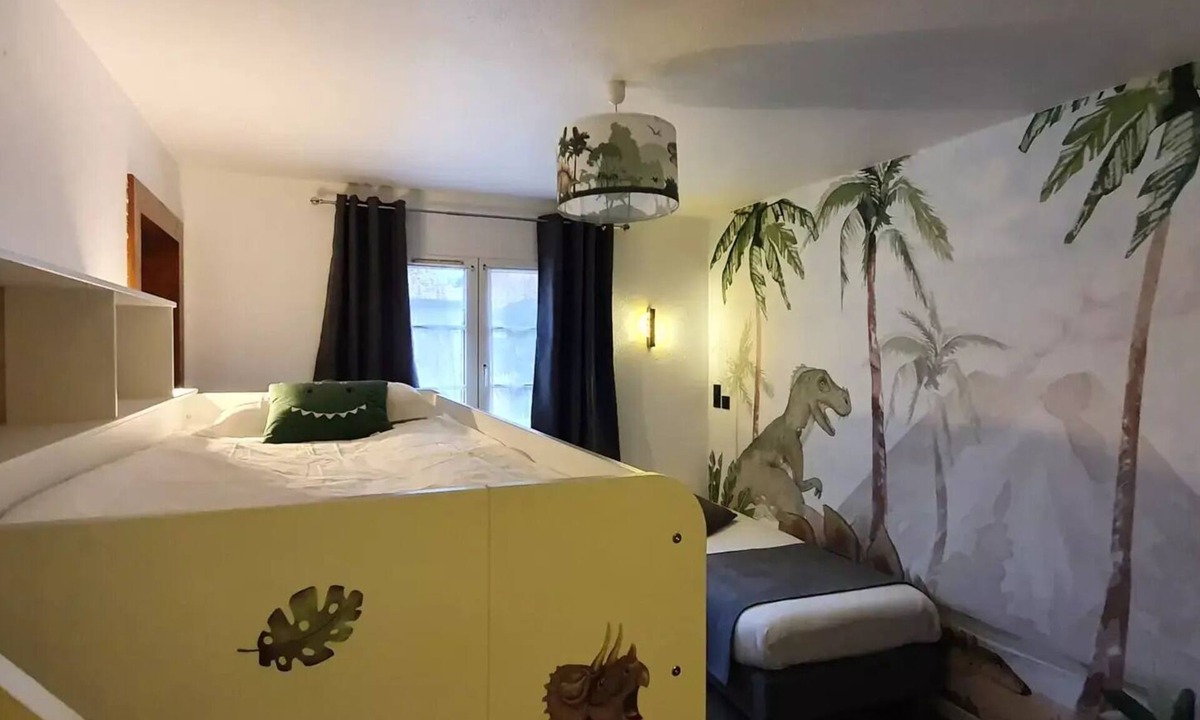 Arbigny House | Suite Dino 5 persons