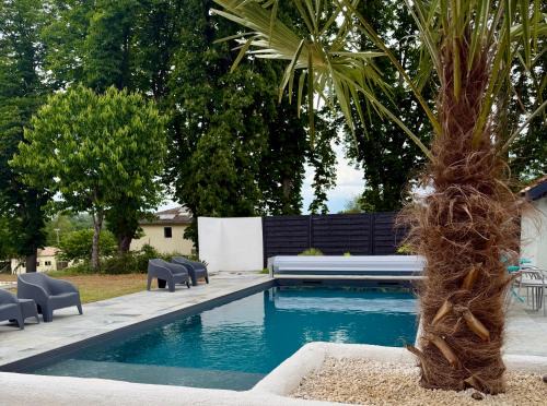 Villereal Apartment | Suite Donatella - Piscine, Vue Hippodrome & Village à pied