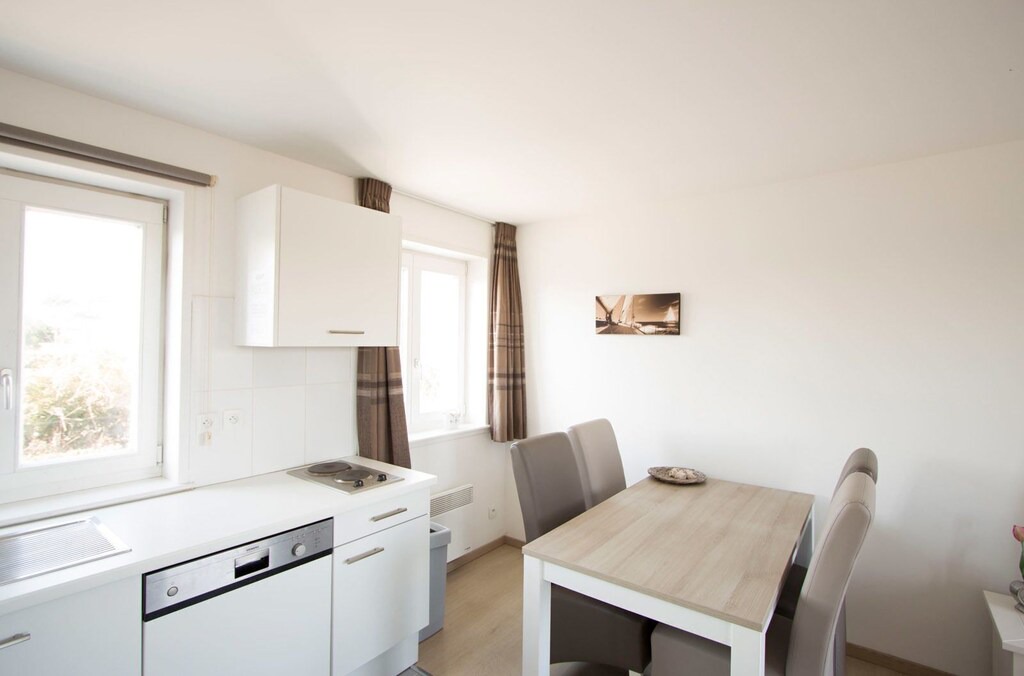 Oye-Plage Apartment | Suite for 2 people - One Bedroom Apartment, Sleeps 2