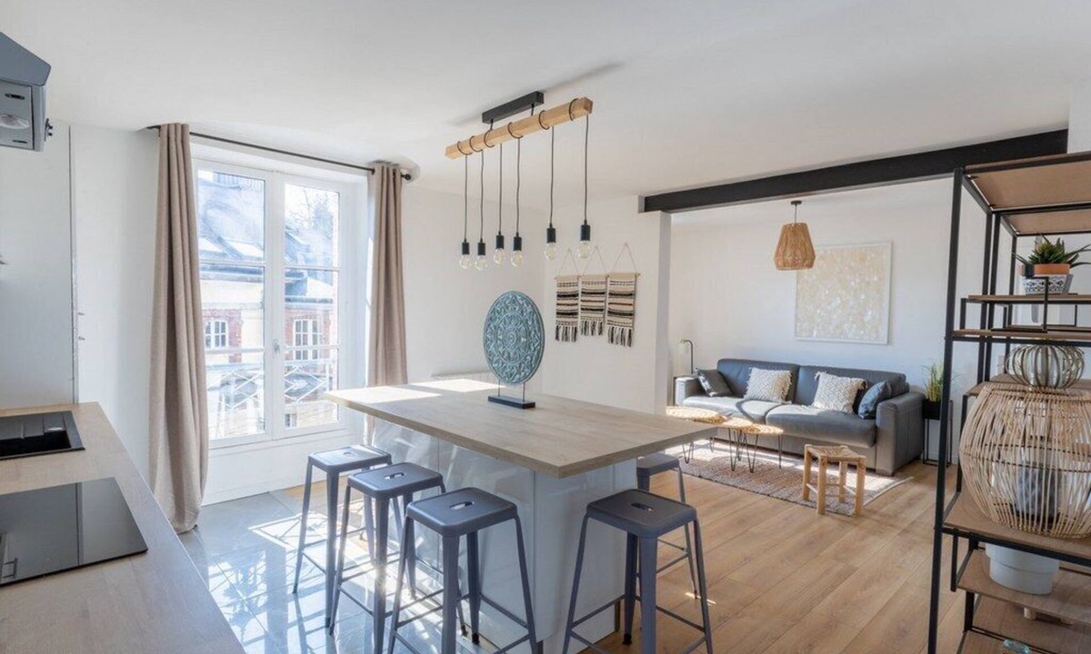 Epernay Apartment | Suite Hair - 4 Personnes A Seulement 2 Minutes à Pied de L'avenue de Champagne !
