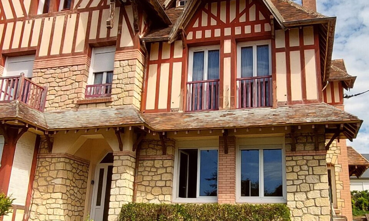 Orbec Apartment | Suite Jungle au Calme Avec Jardin + Netflix + Parking