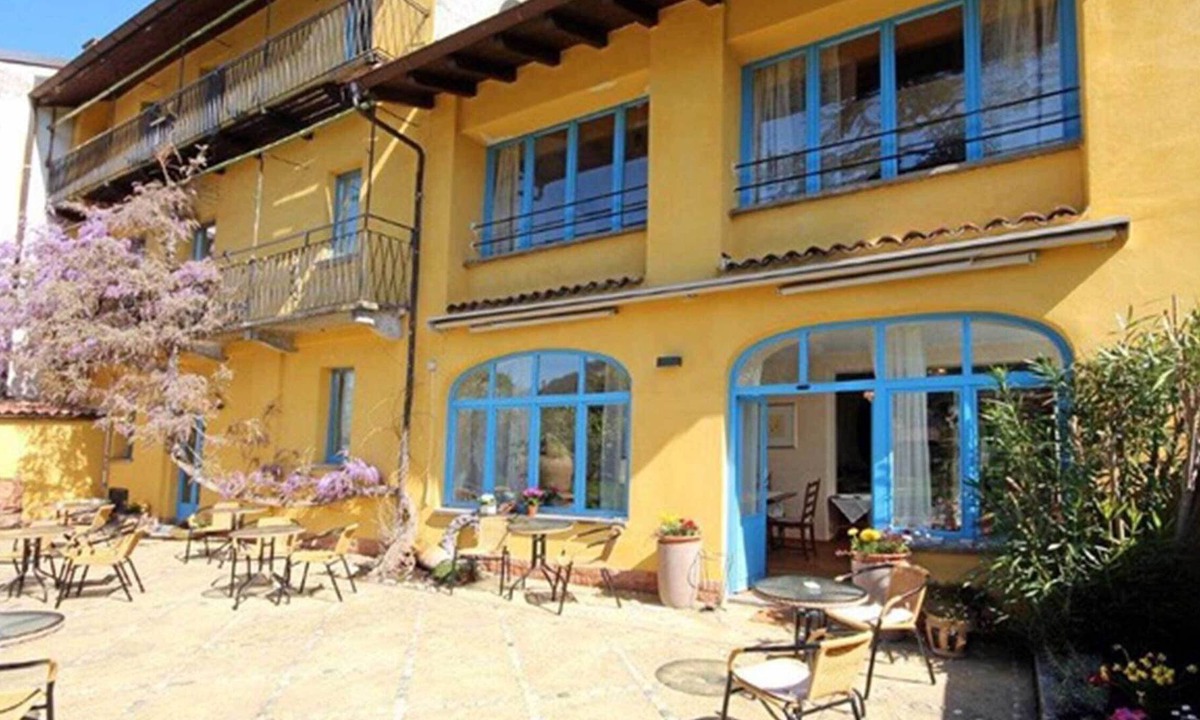 Croglio Apartment | Suite Lavanda Primavera, Purasca, Switzerland