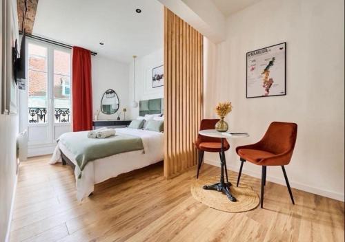 Centre Sud Apartment | Suite - Le Monge - Dijon Centre Historique