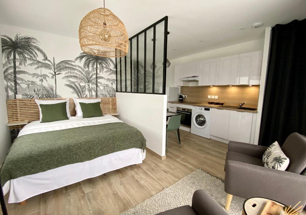 Stuckange Apartment | Suite les Cèdres d'Or