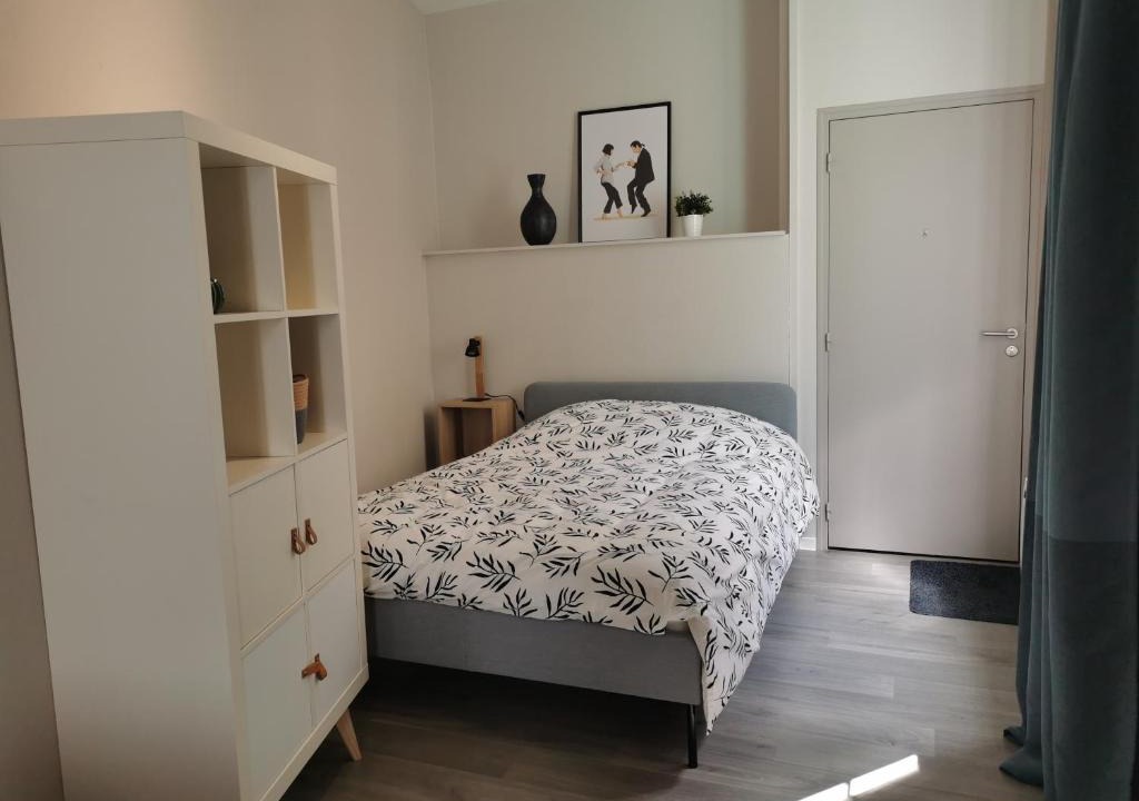 Barbatre Apartment | Suite Orphelins 2 (rdc)