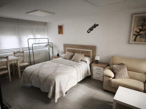 Soto de la Marina House | Suite privada con terraza y parking