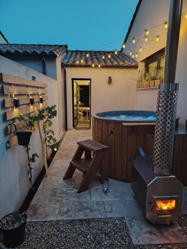 Piolenc House | Suite romantique avec jacuzzi privatif