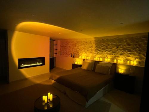 La Brillanne Apartment | Suite ROMANTIQUE HAUT DE GAMME POUR ADULTE