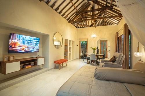 Celuk House | Suite room 2 near Bali zoo