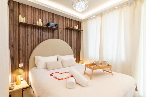 Puymirol Apartment | Suite ROYALE by LALIE - Luxe SPA