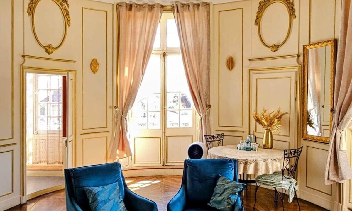 Vicq-d'Auribat Bed & Breakfast | Suite Royale