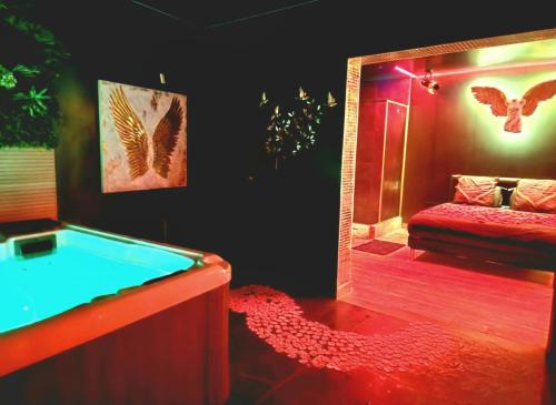 Ronchin Apartment | Suite Spa & Plaisirs - Luxe Privatif Crescendo 9