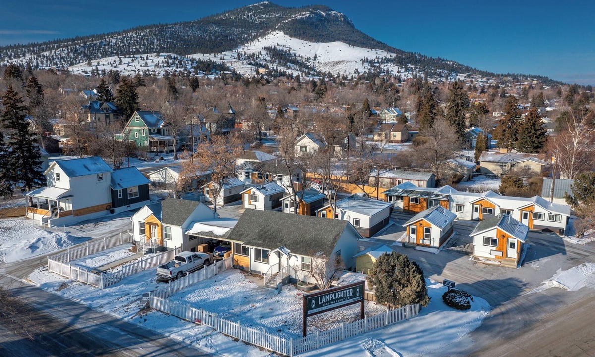 Helena House | Suites 34 & 35 - Victorian Suites