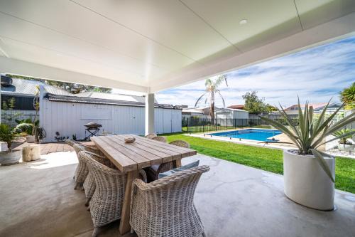 Glenelg East House | Summer Breeze on Cliff St