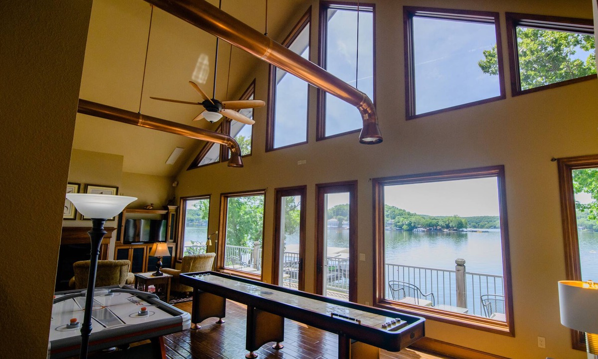 Roach House | SUMMER DATES STILL AVAILABLE! CALM WATERS, BEAUTIFUL VIEWS -LARGE GROUPS!
