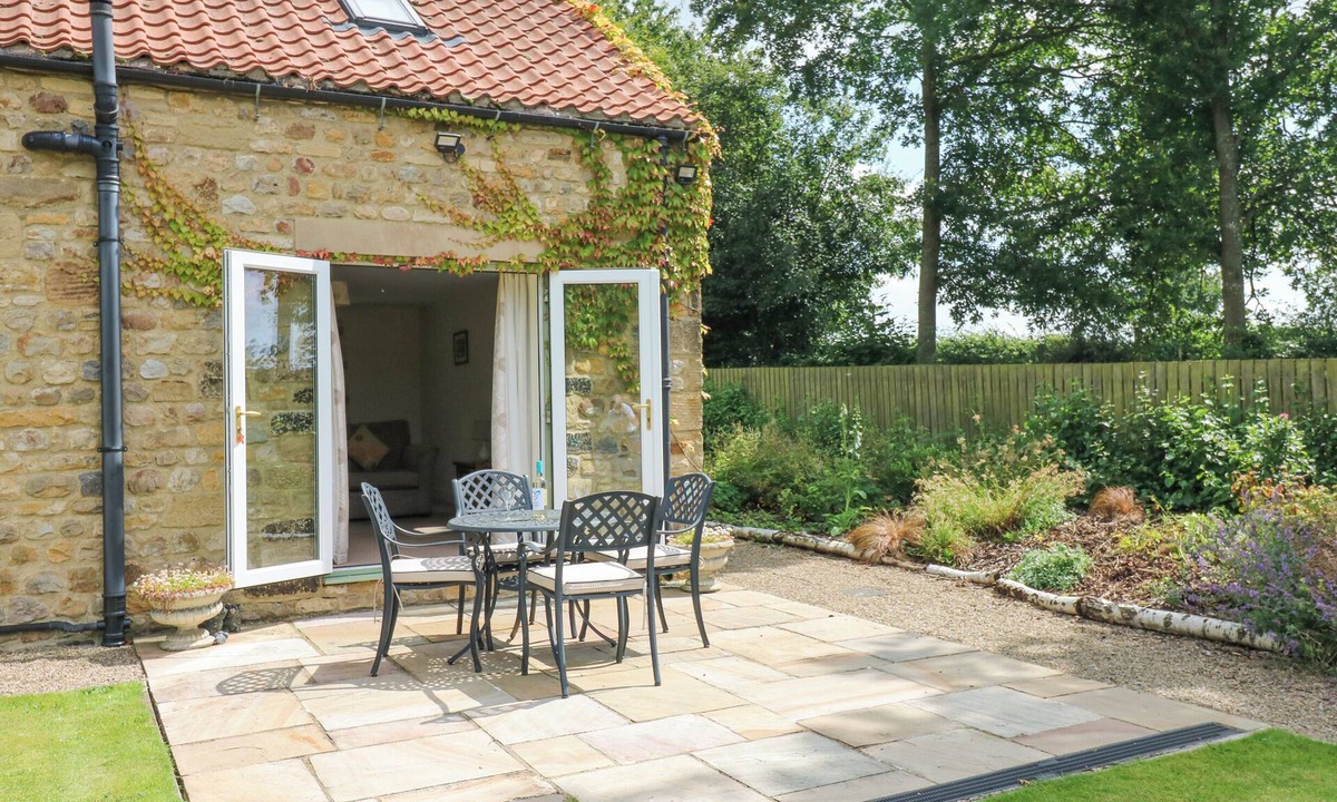 Bedale Cottage | Summer Farm Cottage