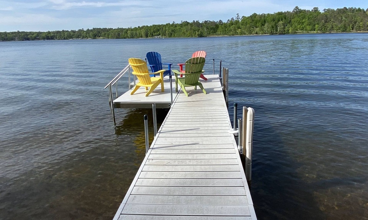 Manhattan Beach Cabin | SUMMER fun in a cozy log lake home on the Whitefish Chain under the tall pines