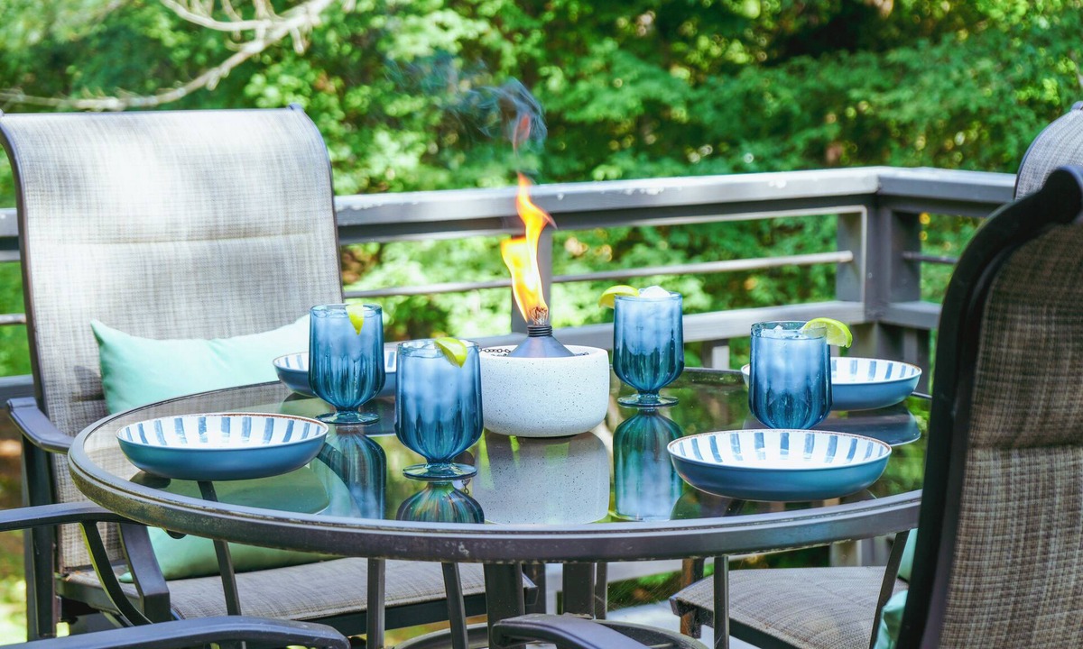 Sevierville Cottage | Summer Getaway 5 Minutes To Dollywood With Fire Pit, Coffee Bar & Private Deck