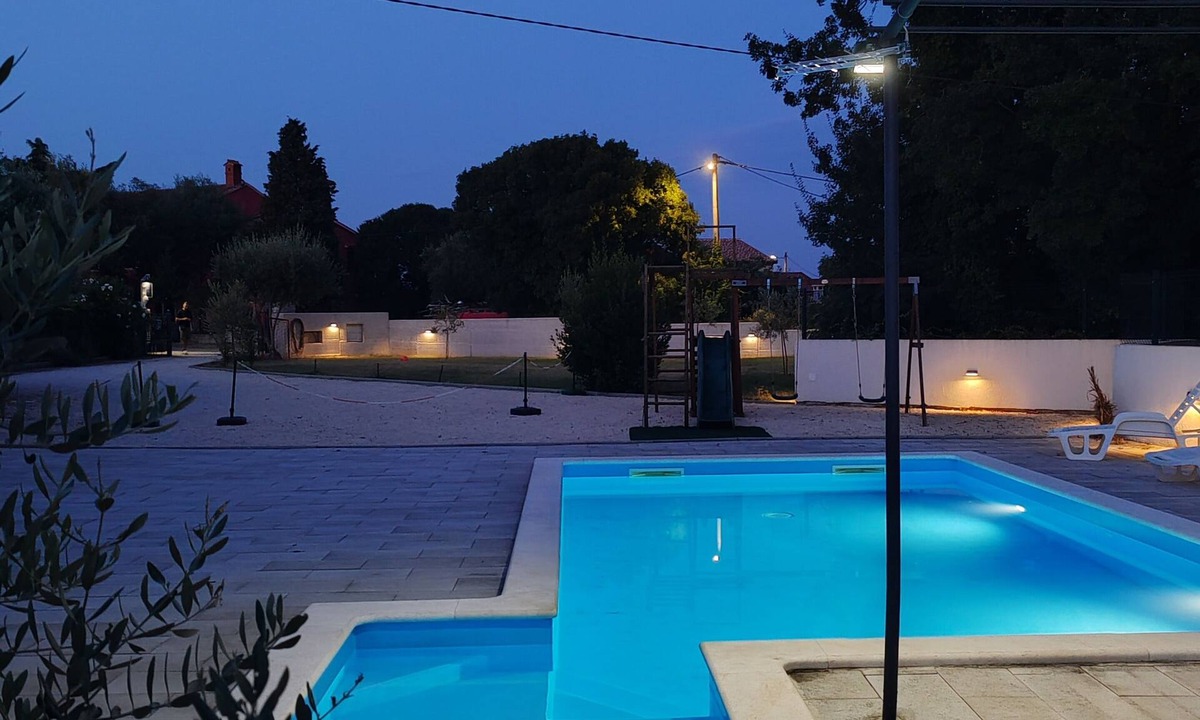 Pavicini House | Summer House Nina