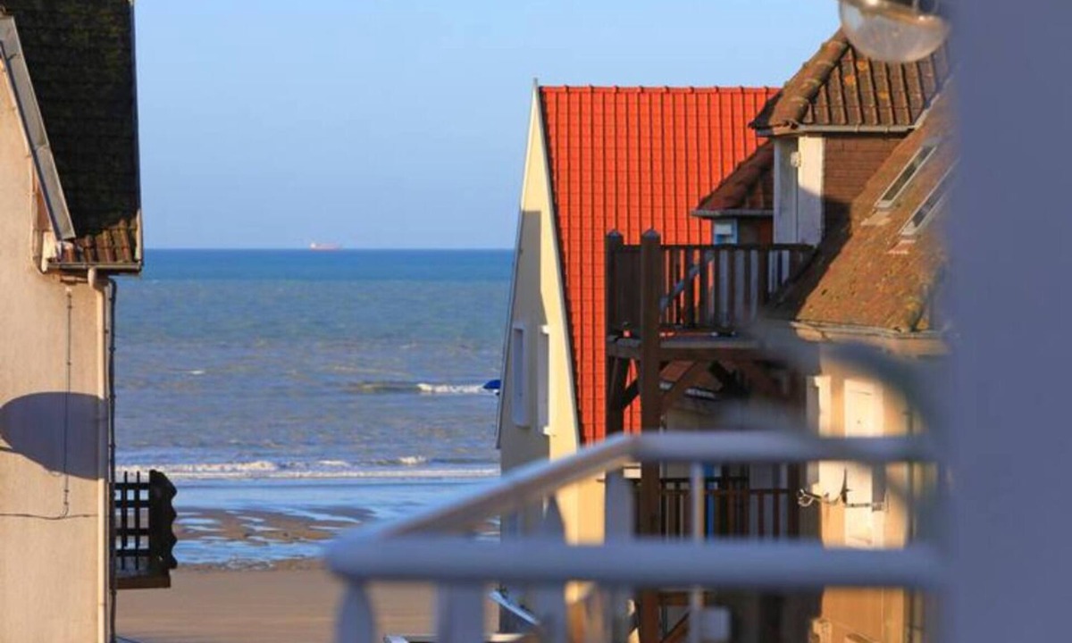 Le Portel Apartment | Summer Nest-Winter Nest