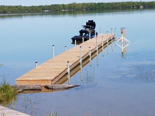 Colpoys Bay House | Summer Side Classic Lakefront Escape